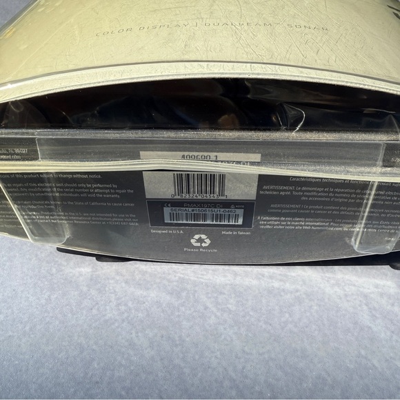 Humminbird PiranhaMax 197c DI Fish Finder - Picture 3 of 13